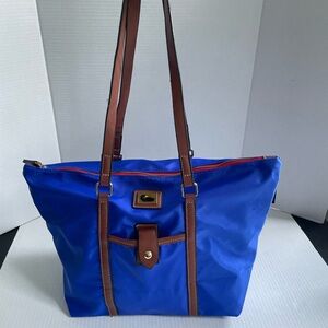 D&B blue tote bag